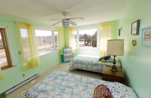 Bourne House | 14 Benedict Rd