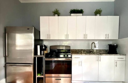 Historic Old Northeast Apartment | (2) 320 Unit#2 · Downtown St. Pete/Historic Old NE #2 - Getaway