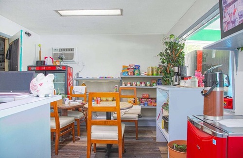 Calhoun Apartment | 2 Full Beds|Calhoun GA