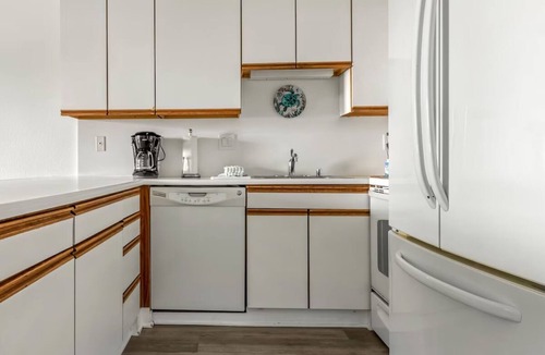 Nawiliwili Apartment | 2 Units – Steps from the Beach with Pool, BBQ Area & Relaxing Island Views