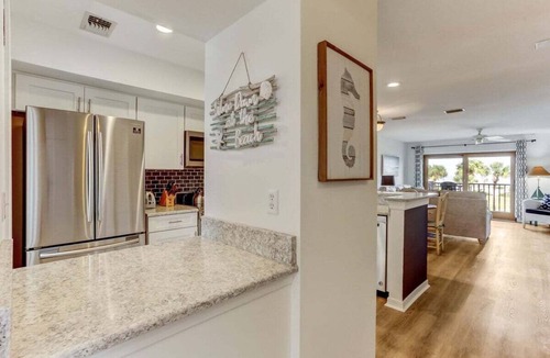 American Beach Condo | 208 Sailmaker - Amelia Sunrise