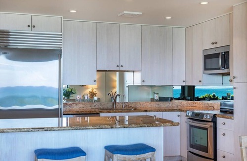 Wailea Condo | 3BD Oceanfront - Great for Families | Makena Surf F112