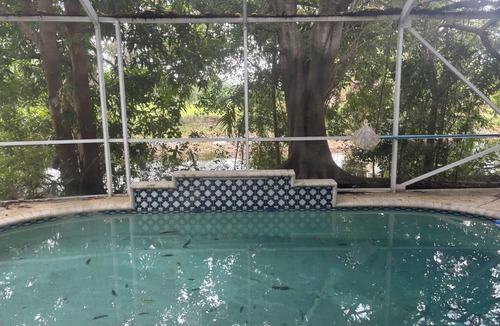 Survey Creek House | 4-bedroom 3 bathroom room house with AC with Private Pool in great Pompano Beach