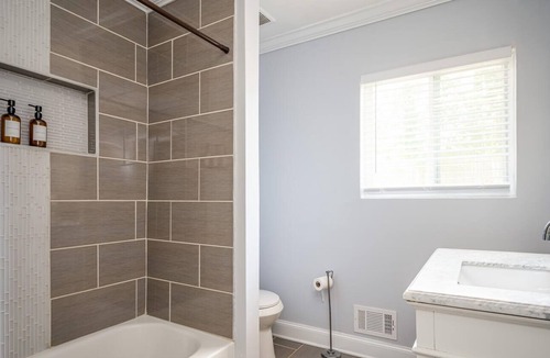 Candler-McAfee House | 4BD/3Bath Modern Decatur Retreat Near East Lake