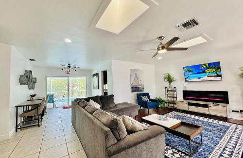 Sunrise Villa | 4BR Villa Poolside escape Lush garden views