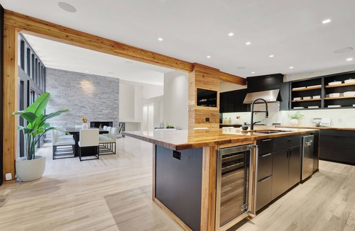 Whitewater Creek House | 6BR Luxury Escape, Theater, Chef Kitchen & Outdoor Oasis