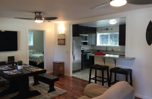 Keaukaha House | Aaron's Beach House - NEWly Renovated Private home with a 5 min walk to beach