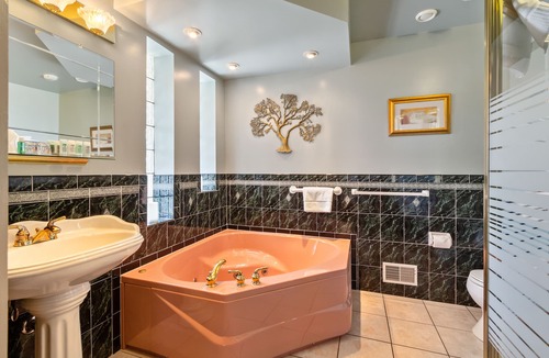 Gordonville Bed & Breakfast | After Eight Bed and Breakfast