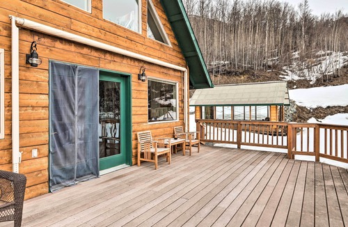 Eagle River Cottage | Alaskan Mountain Gem With Private Hot Tub & Gym!
