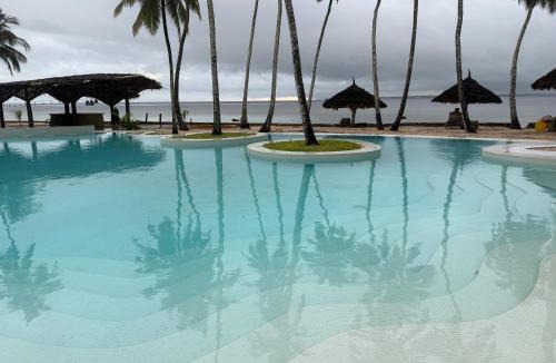 Chwaka Hotel | Antonio Beach Hotel & Spa -with treehouse and biggest swimming pool in East Africa