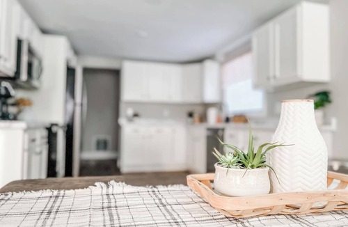 Appleton House | ATW Downtown | Lambeau | EAA | Spacious | Sleeps 9