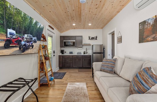 White Cloud House | Base Camp | Bear Den Studio #3