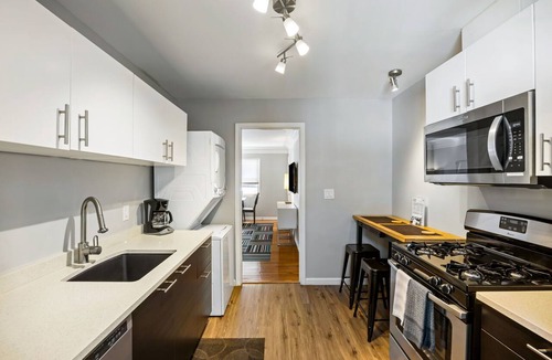 Buckhead Apartment | (BC2bD) Save Your Marriage! Be in Your Own Space in the Perfect Getaway