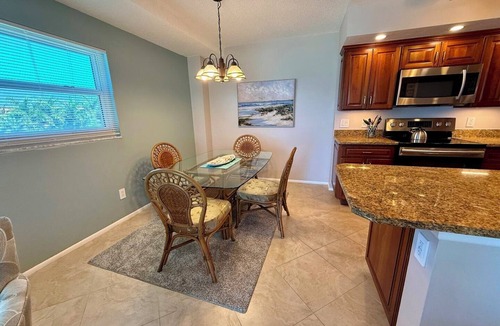 Longboat Key Condo | Beachcomber unit 408