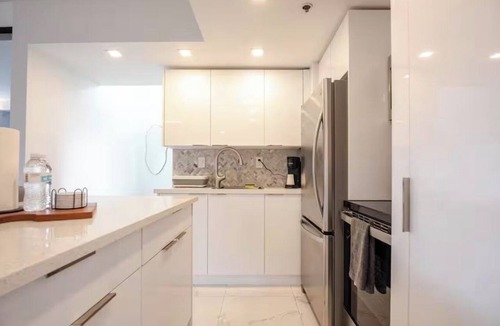 South Pointe Condo | BEACHFRONT 2 Bed 2 Bath Luxury Condo in South of Fifth Neighborhood