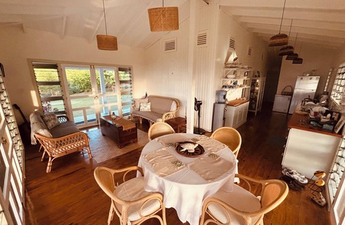 Northern Division House | Beachfront Retreat at Rainbow Reef