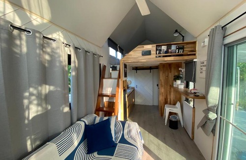 Lipa Noi House | Beachfront Tiny House, Koh Samui, Thailand with FREE Rowboat