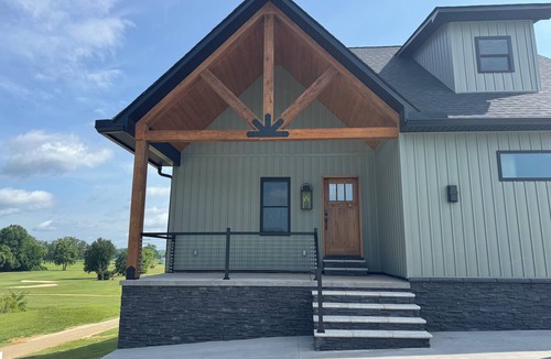 Decaturville House | Beautiful 4 Bedroom House on the Tennessee River Golf Course