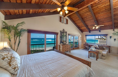 Pupukea House | Beautiful "Beachfront" House on the Beach at Sunset Beach Paradise on the Beach
