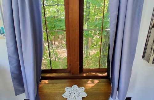 Addison House | Beautiful custom tiny home 20 min from Middlebury!