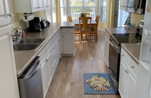 Myrtle Beach House | Beautiful Ocean Lakes Beach Home.100 Yards to the Beach.