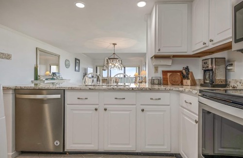 Amelia City Condo | Beautiful Oceanfront end unit With Breathtaking Beach Views, 3rd floor C118