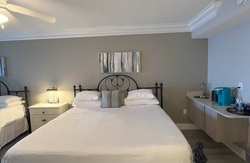 Birch Park Finger Streets Resort | Beautiful Views From An OCEANFRONT Guestroom in Pelican Grand Beach Resort