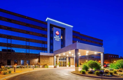 Downtown Hotel | Best Western Plus Kelly Inn
