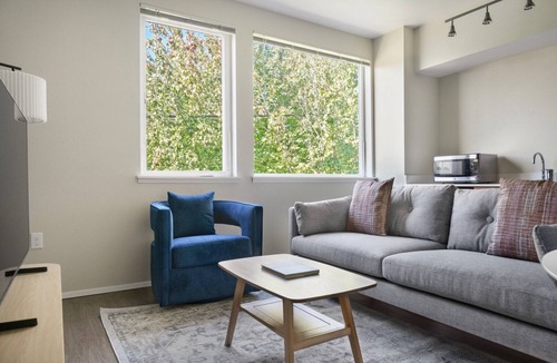 University District Apartment | Blueground | University District, view, nr University