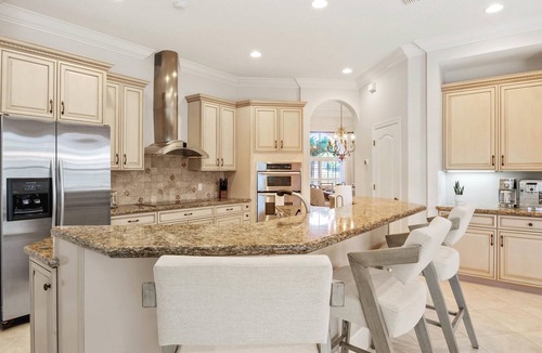 Palma Sola House | Boating/Fishing Paradise at Bayfront Dock! Pool!