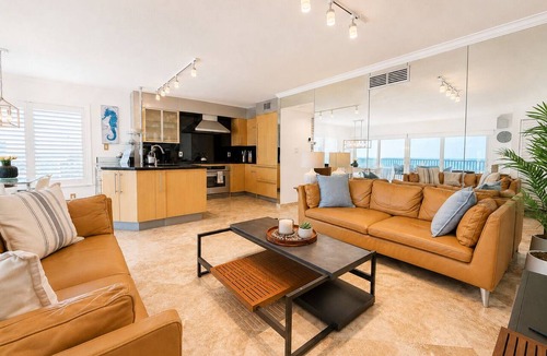 Bradenton Beach Condo | BOUTIQUE BEACH FRONT LUXURY LOCATED DIRECTLY ON BEACH WITH FABULOUS SUNSETS