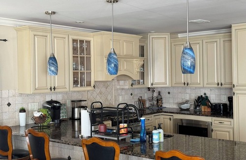 Brigantine House | Brigantine tri-level house two properties from beach