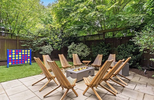 Capitol Hill House | Broadway & Bloom | Luxe Stay