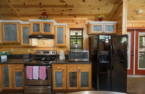 Hochatown Cabin | Broken Spoke- Broken Bow/Hochatown- 2bd