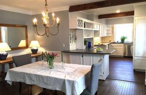 Buckhead House | Buckhead- Atlanta convenience in Exclusive Neighborhood-Pet Friendly