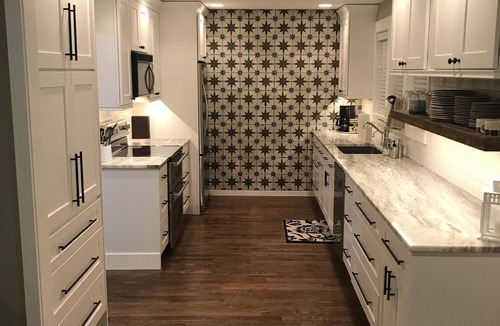 Seattle Metro Area House | Cape Cod Gem - Walk Columbia City & Lake Washington Parks