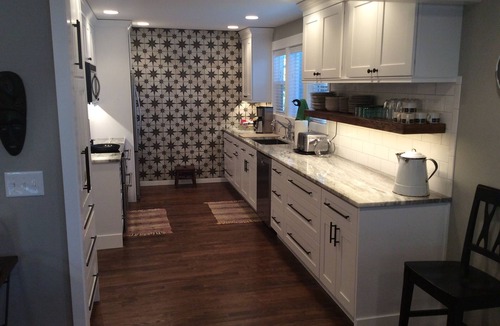 Seattle Metro Area House | Cape Cod Gem - Walk Columbia City & Lake Washington Parks