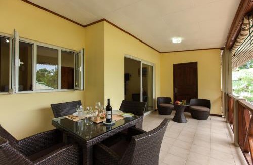 La Passe House | Casa De Leela Self Catering Guest House