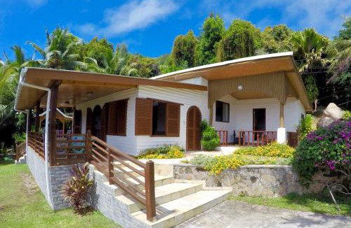 Baie Ste Anne House | Chalets Cote Mer