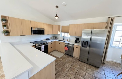 Southwest Ranches House | Charming 2-Bedroom Farmhouse Private Pool Retreat with Friendly Animals!