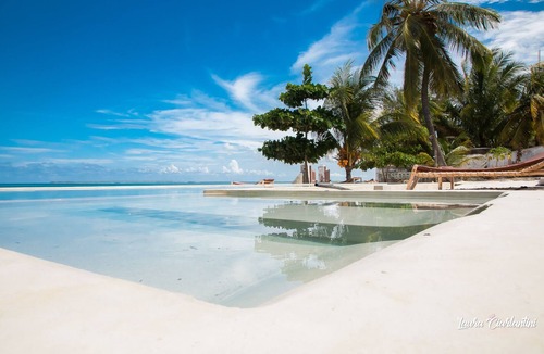 Uroa Villa | Charming 8 Rooms | 8 Bath | Sleeps 21| Beach Villa