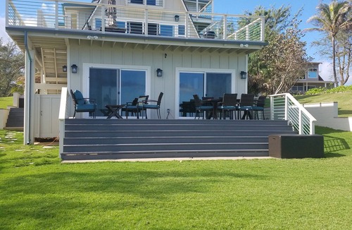 Laie Cottage | Charming Ocean Front/Beach Front/Cottage 30 day rental
