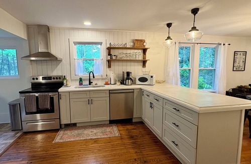Greenville House | Charming pet-friendly Greenville house with mountain setting and fenced yard
