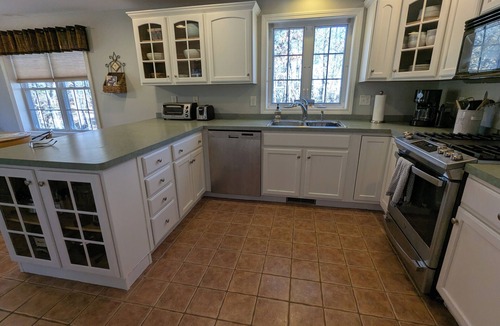 Hyannis House | Charming, Private Cape Retreat, Beach Pass & Dog-Friendly!