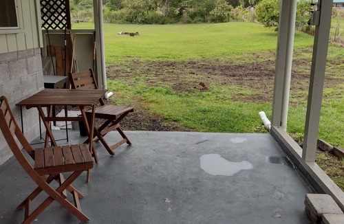 Mountain View Apartment | Charming studio w/country views!