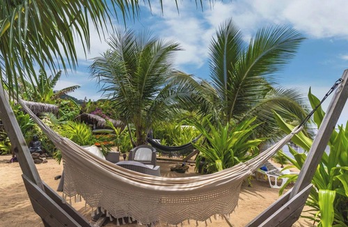 Moorea-Maiao Apartment | Chic Beachside Retreat