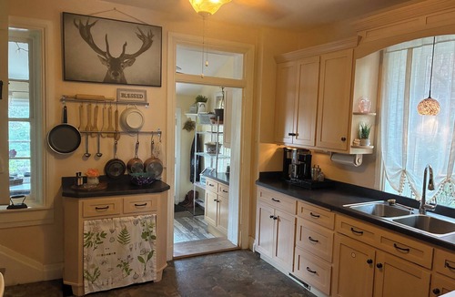 Stouchsburg Cottage | Clean, Cozy, Chic & Completely Privately Yours