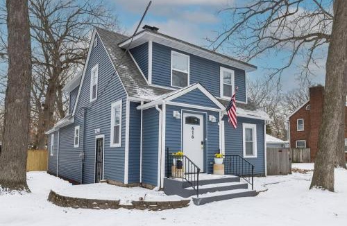 Michigan City House | Coastal Comfort Sauna, HotTub & Games near Dunes
