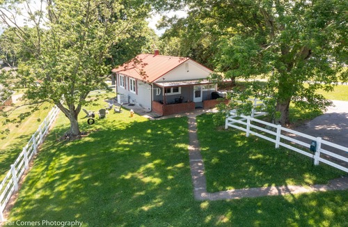Candler Cottage | Comfy Dog Friendly Cottage w/Large Fenced Yard