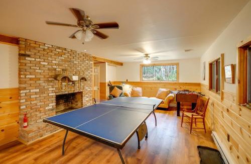 North River House | Community Perks: Retreat w/Thirteenth Lake Access